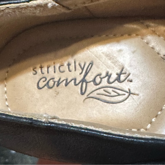 Strictly Comfort Leather Zipper Boot Heel So Comfy! Size 9 - Picture 6 of 9
